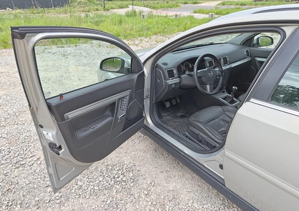 Opel Vectra cena 11500 przebieg: 269000, rok produkcji 2007 z Łódź małe 191